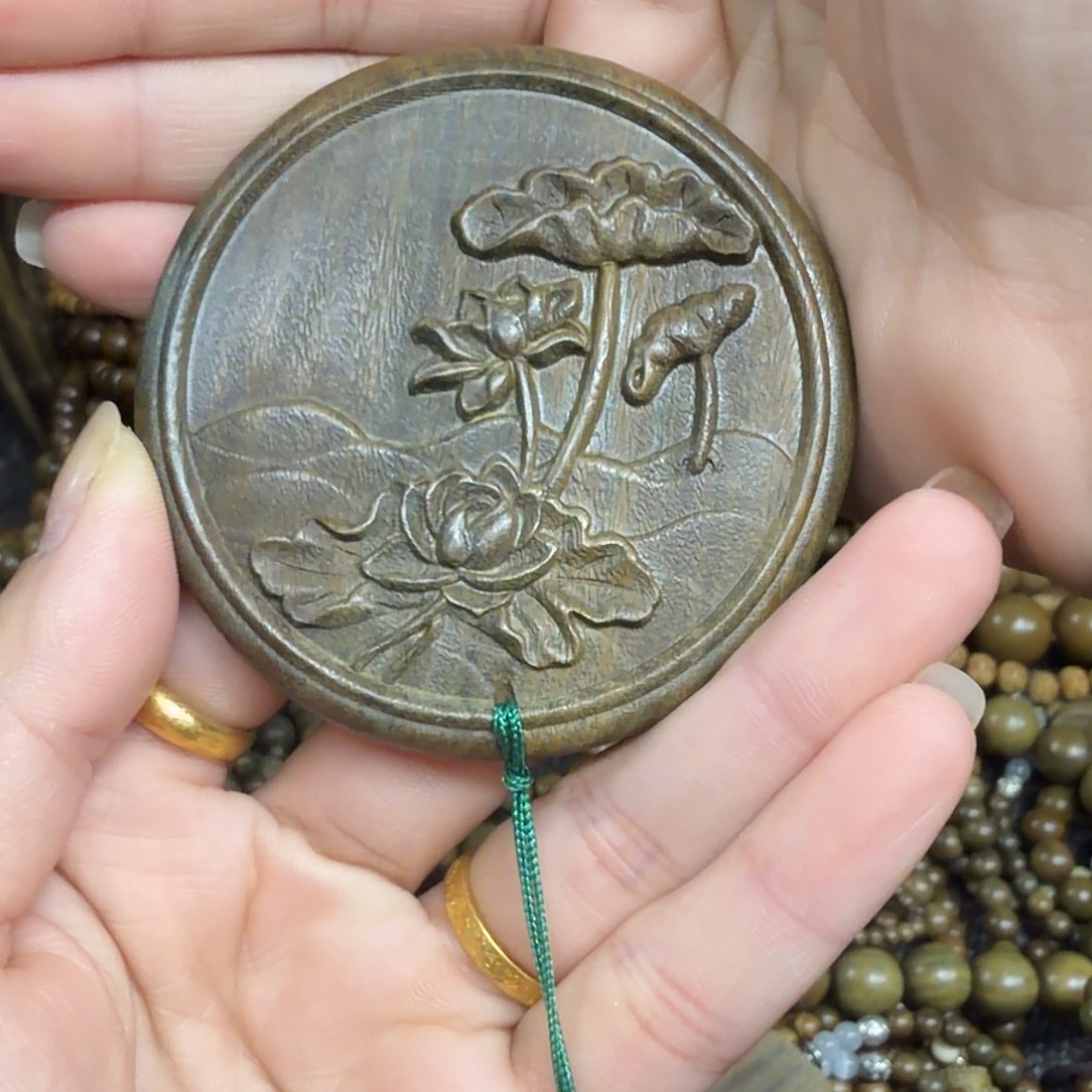 维腊木（绿檀）无事牌