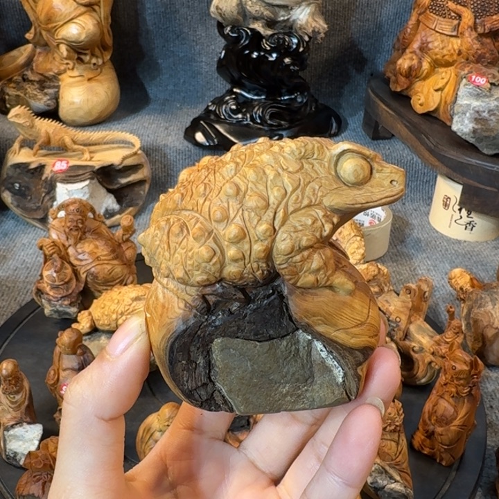 崖柏摆件手把件等