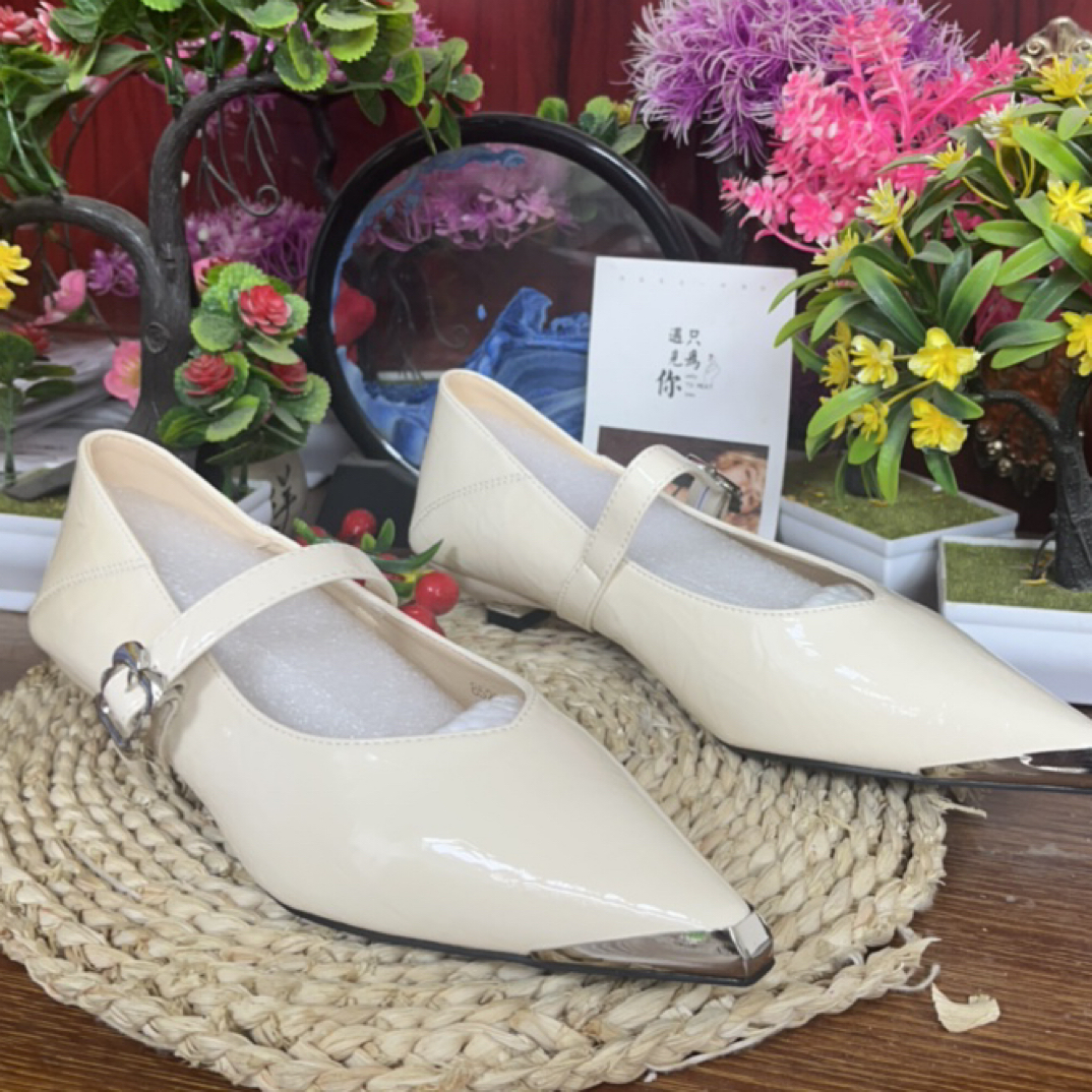 缘缘一脚蹬套脚尖头女鞋58981