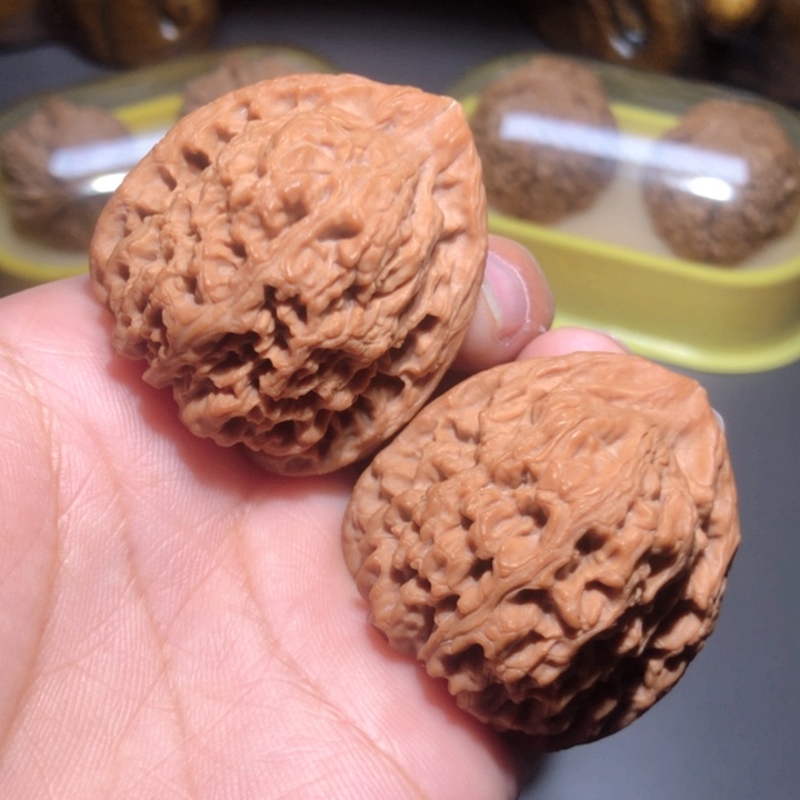 文玩核桃把件38三角疆