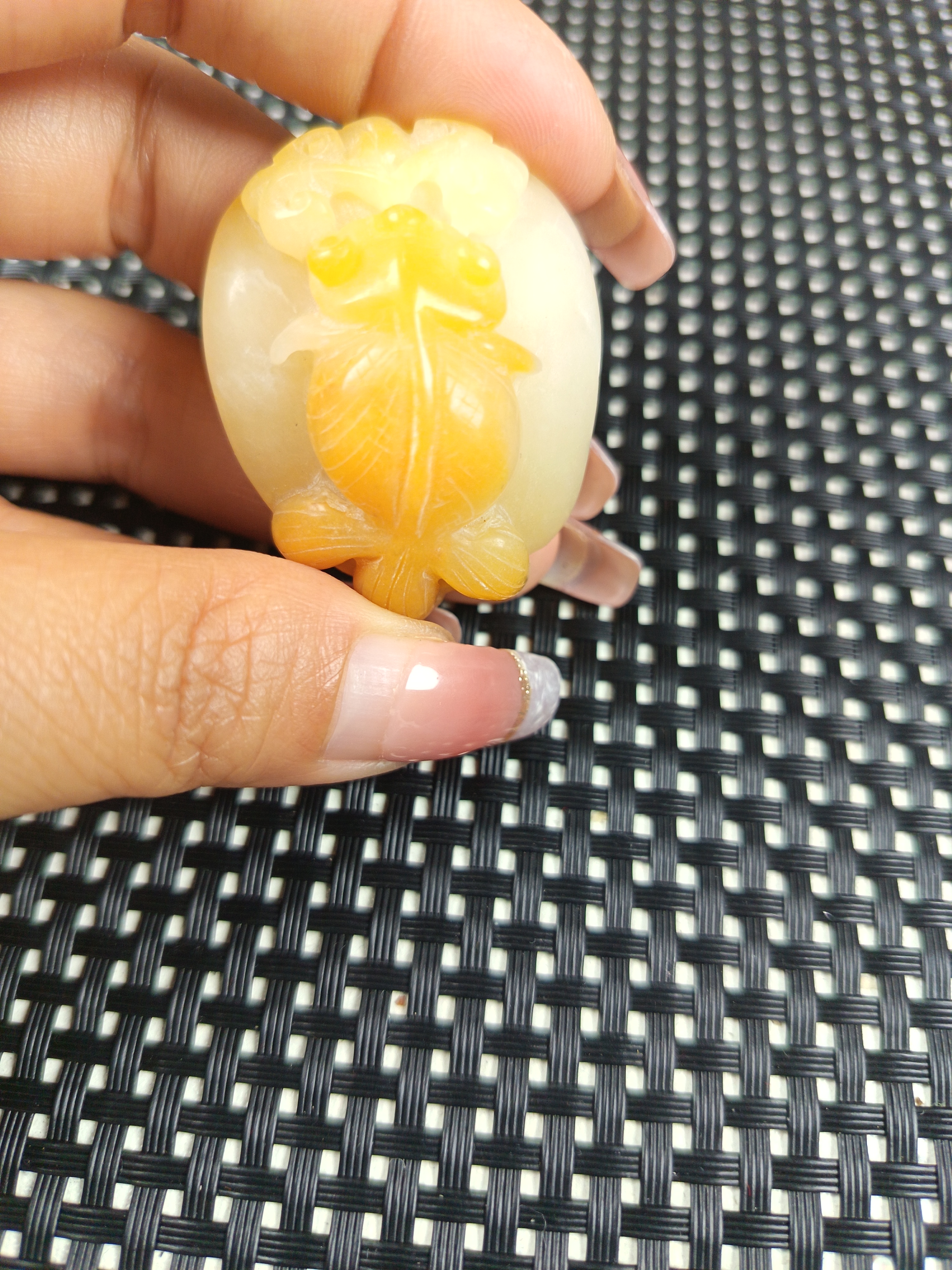 天然金丝玉金鱼挂件