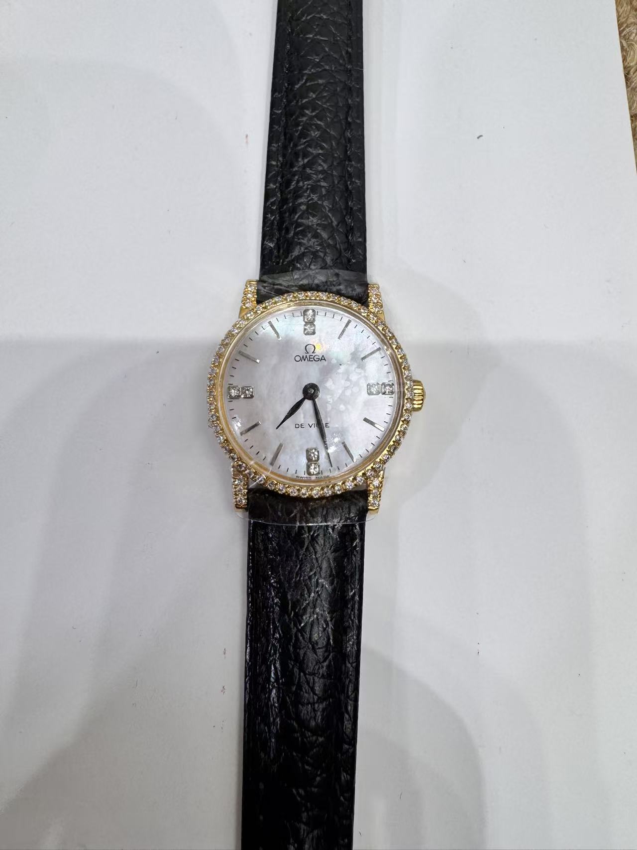 95新 Omega/欧米茄 手动机械表后镶钻盘25带14/256101806