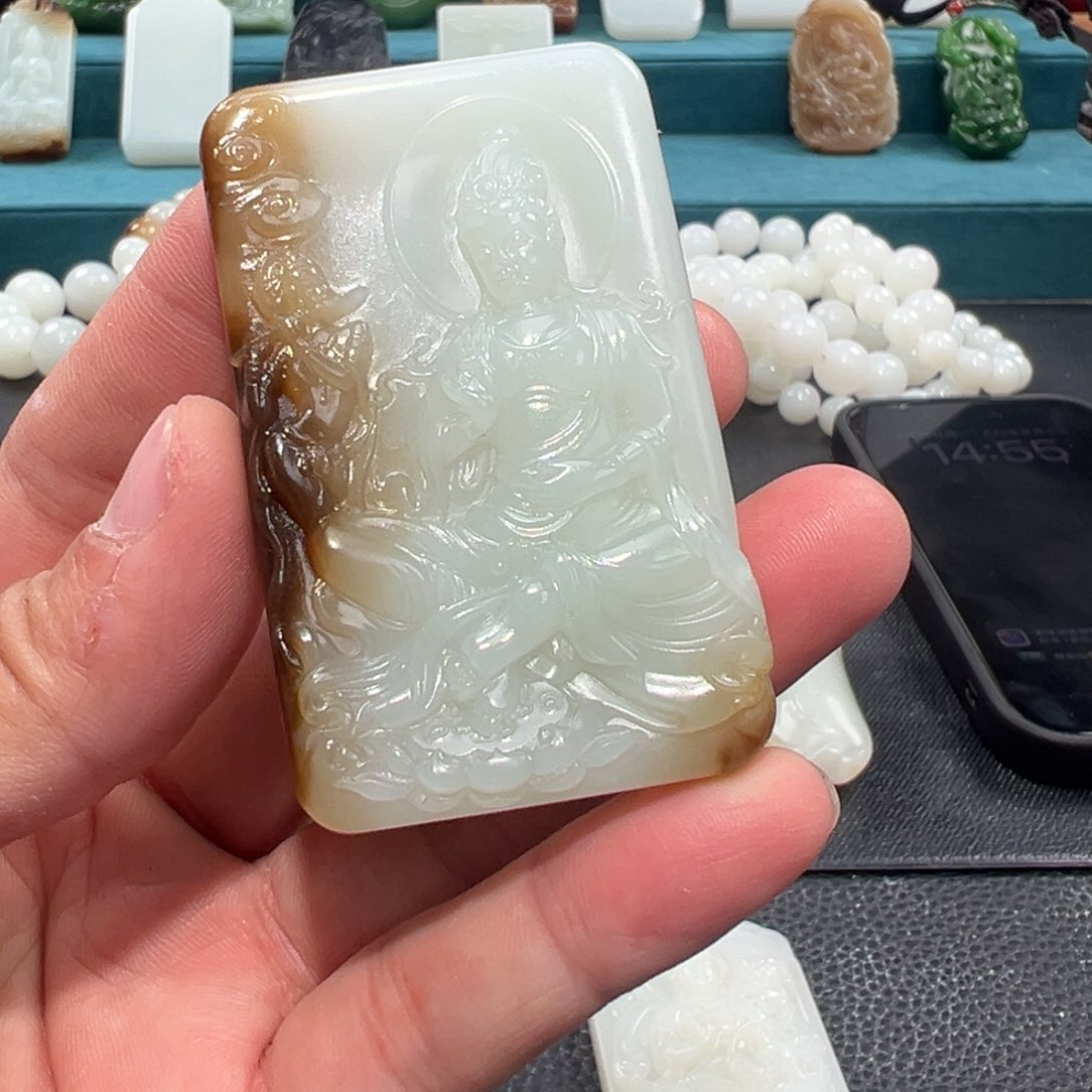 和田玉（糖玉）颈饰未镶嵌宽**哥