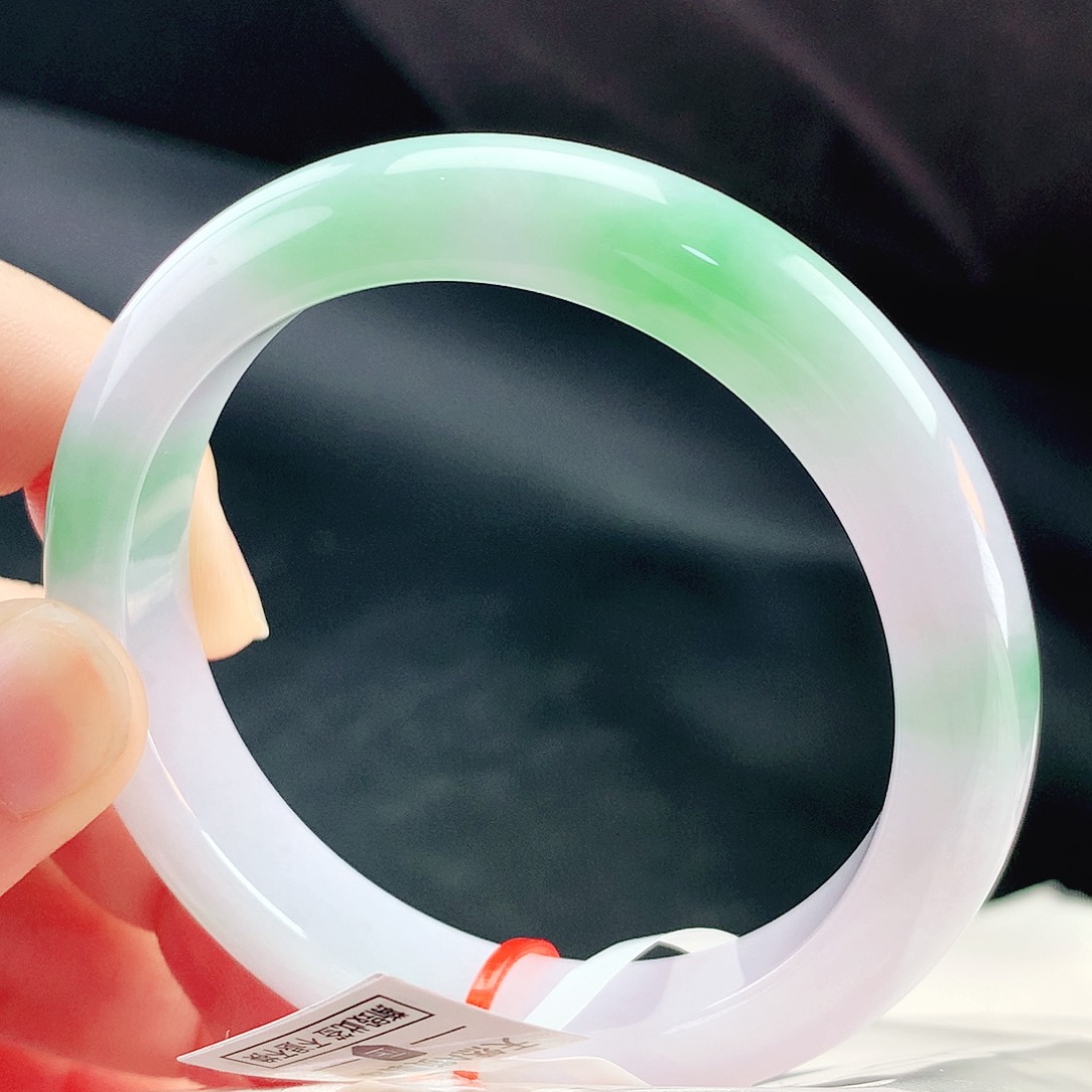 未镶嵌手镯翡翠54圈