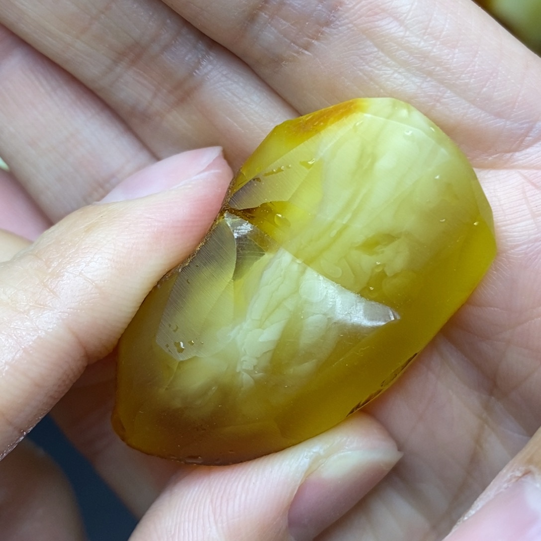 未镶嵌定制蜜蜡胖