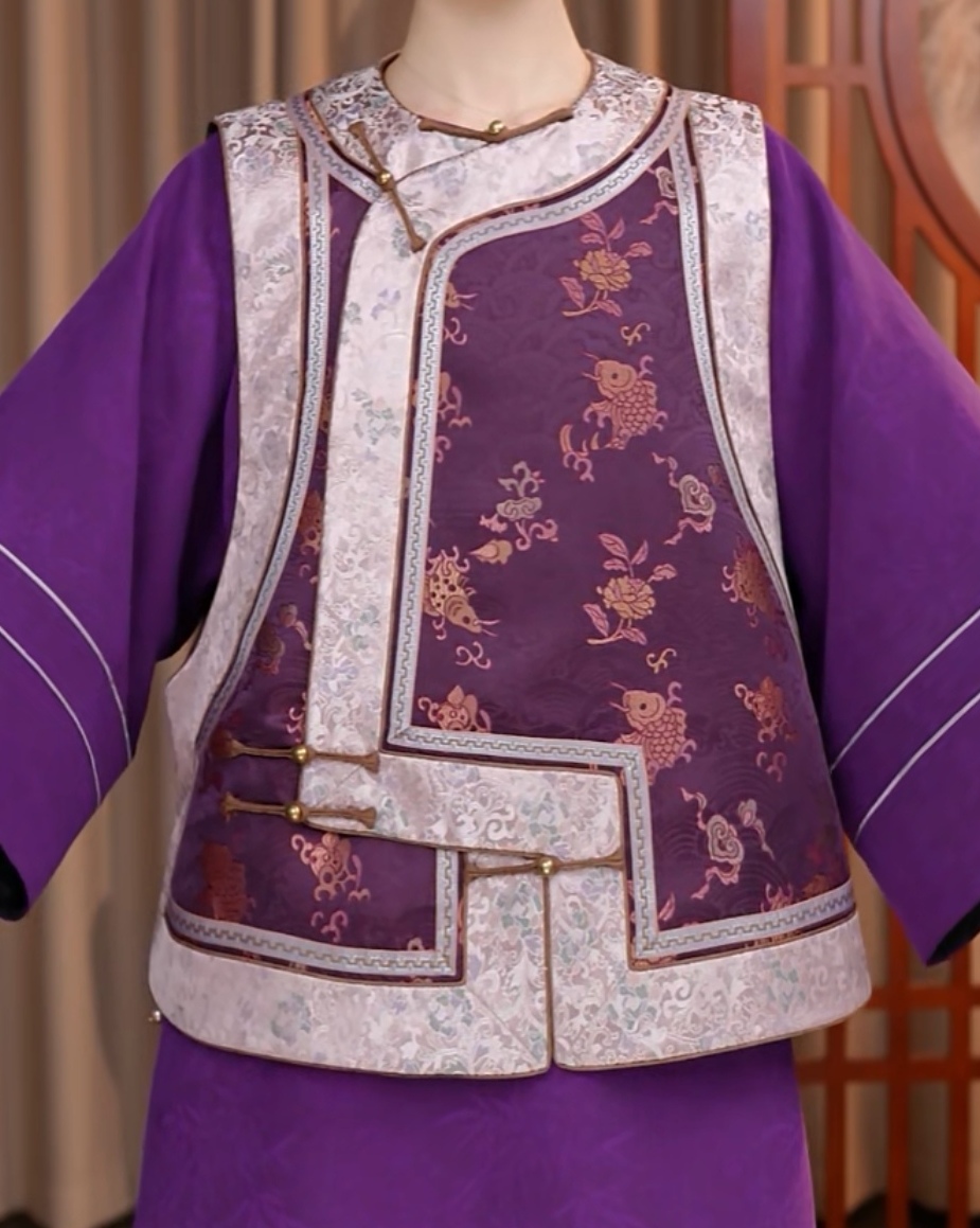 寨优袡【20432-1】香云纱百搭琵琶襟加棉马甲(宠粉价)