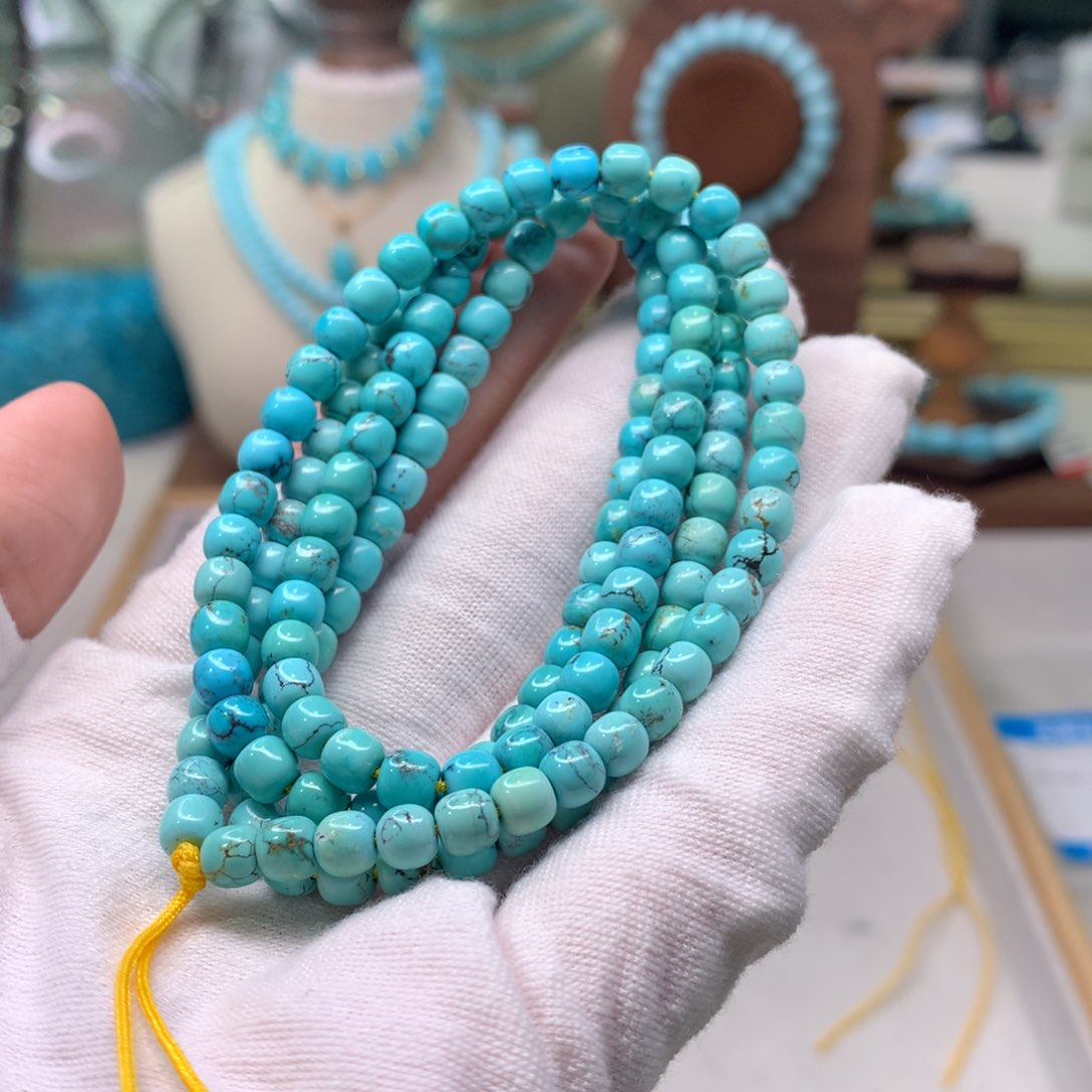 绿松石配饰未镶嵌