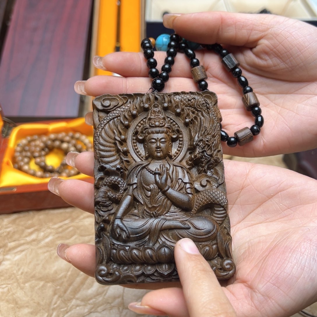 大叶紫檀（黑酸枝木类）