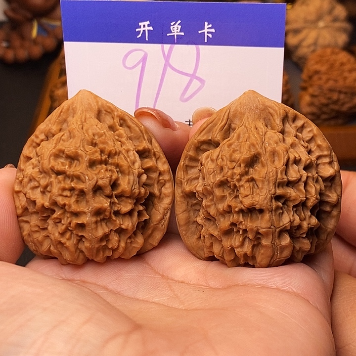 桃核吊坠官帽44无刀痕s