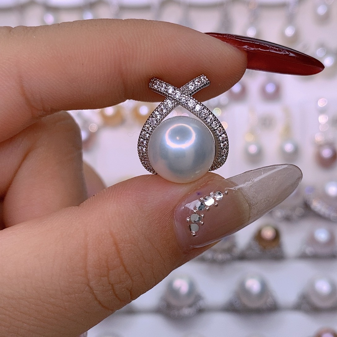 颈饰淡水珍珠未镶嵌