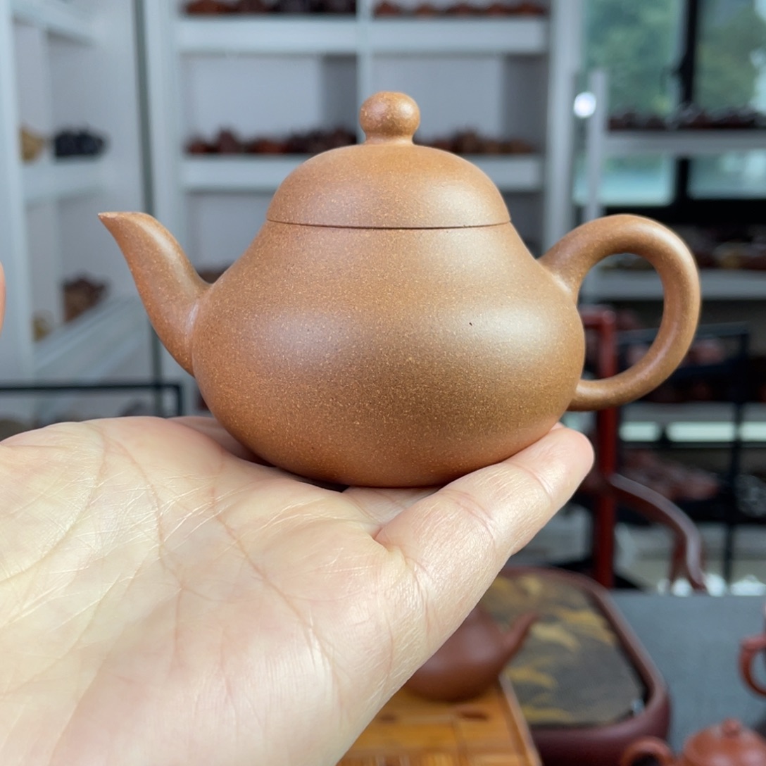 紫砂茶壶玉成段梨形125cc