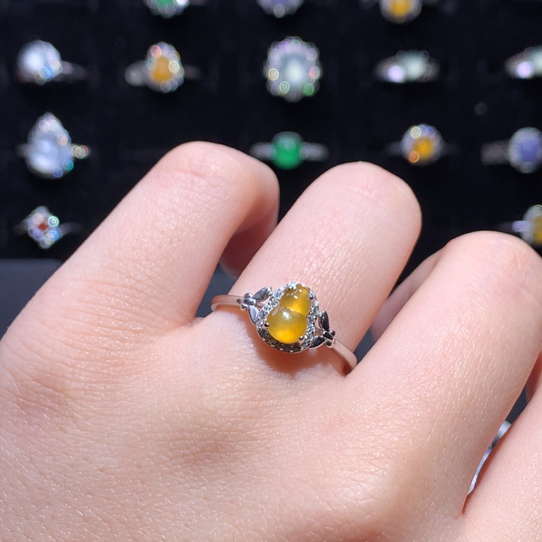 翡翠戒指银S925镶嵌天然翡翠