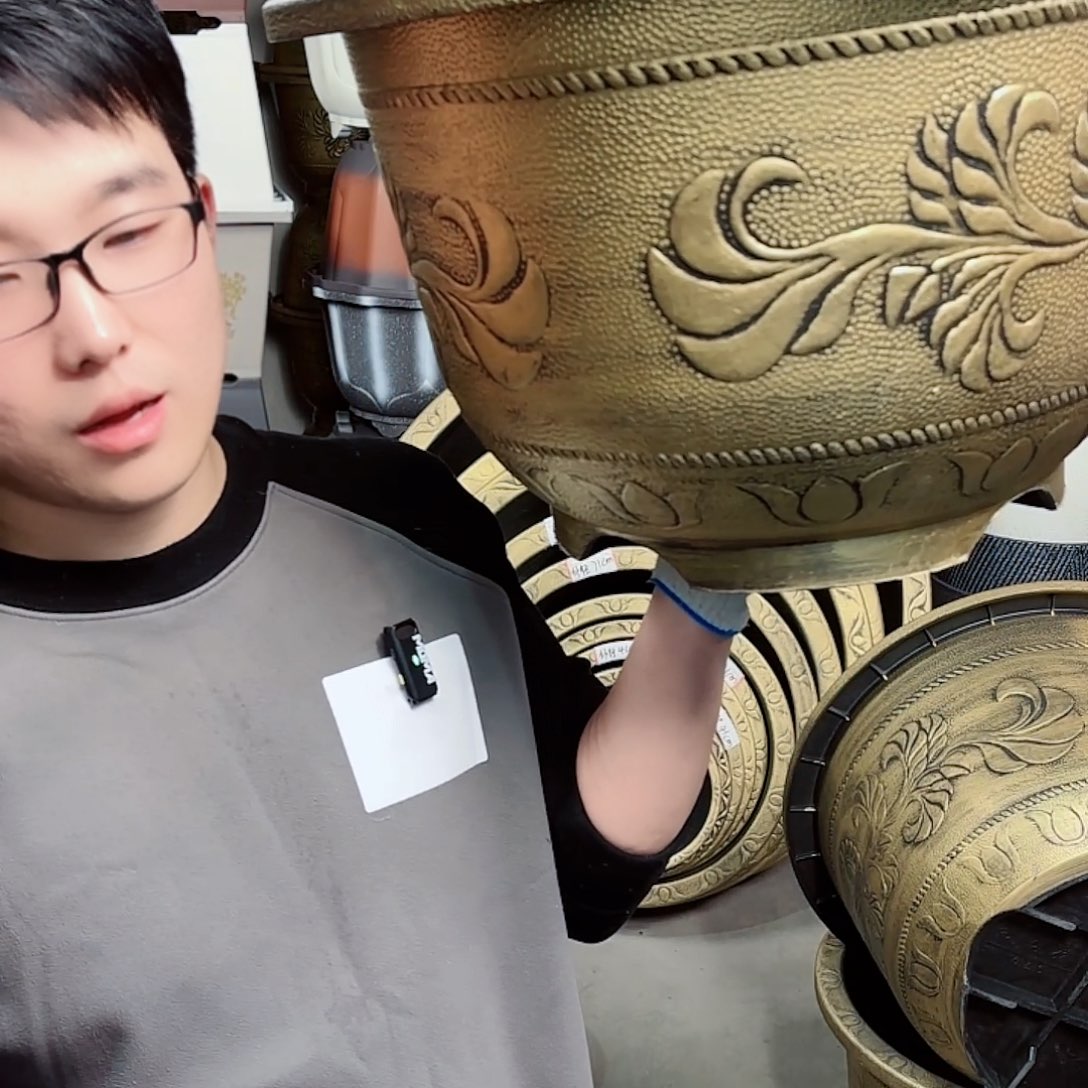 吴***勇古铜色50。2个打孔