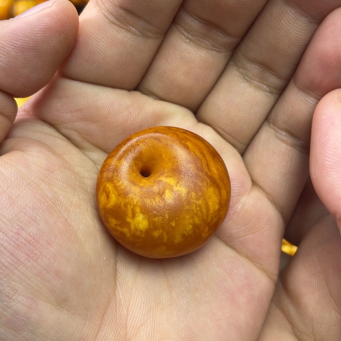 蜜蜡未镶嵌吊坠(不含链)