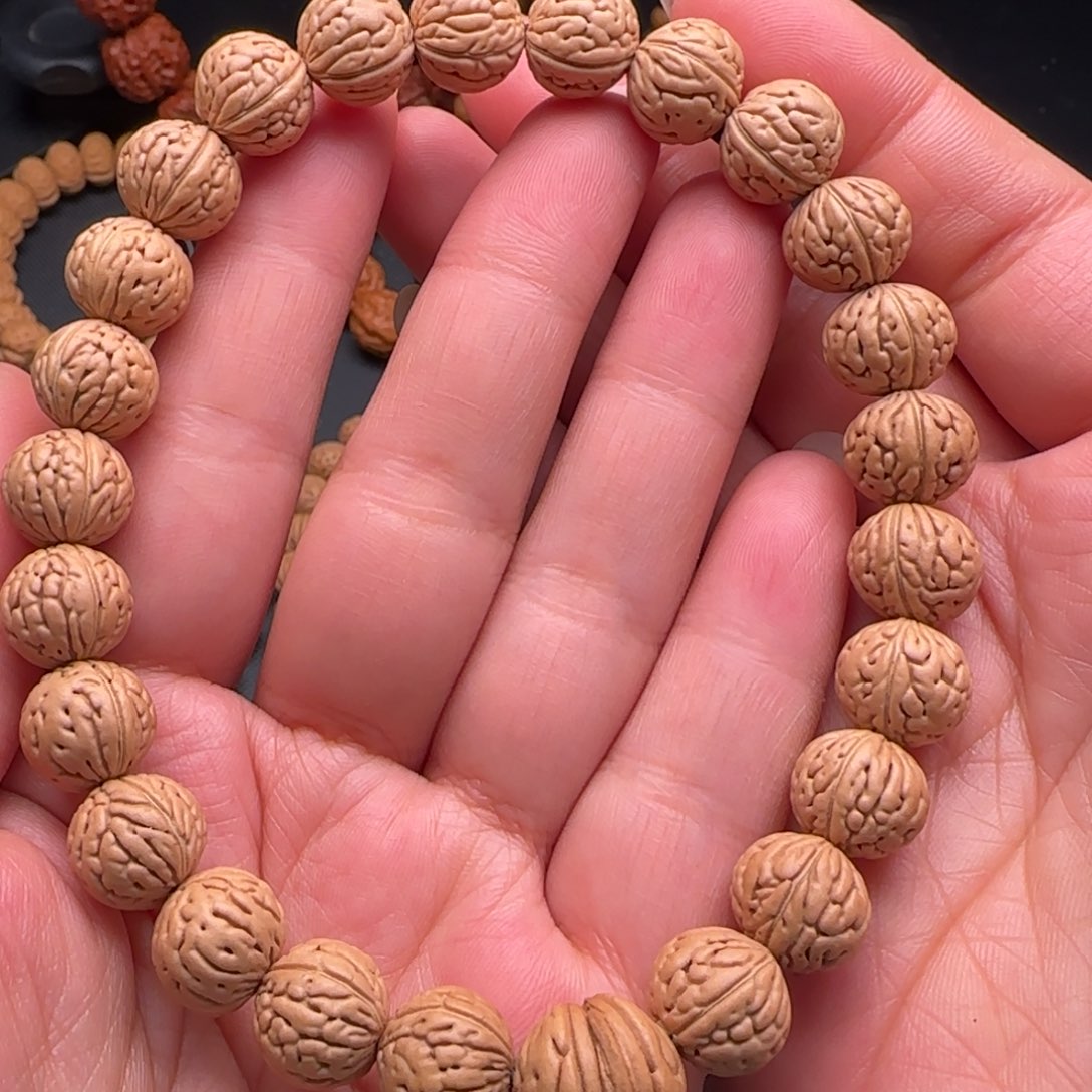 桃核手串地道凤麟片桃核手持