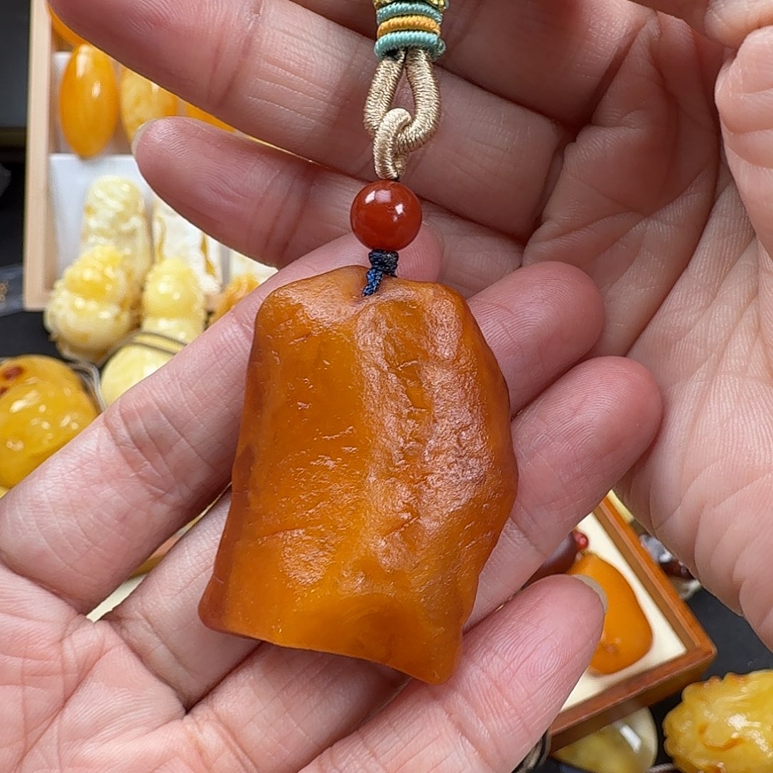 未镶嵌颈饰蜜蜡蜜蜡