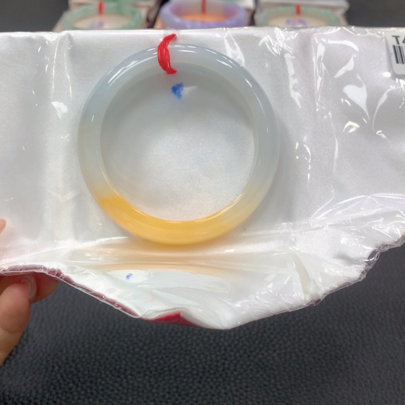 【闪购商品】翡翠未镶嵌手镯?****翡翠