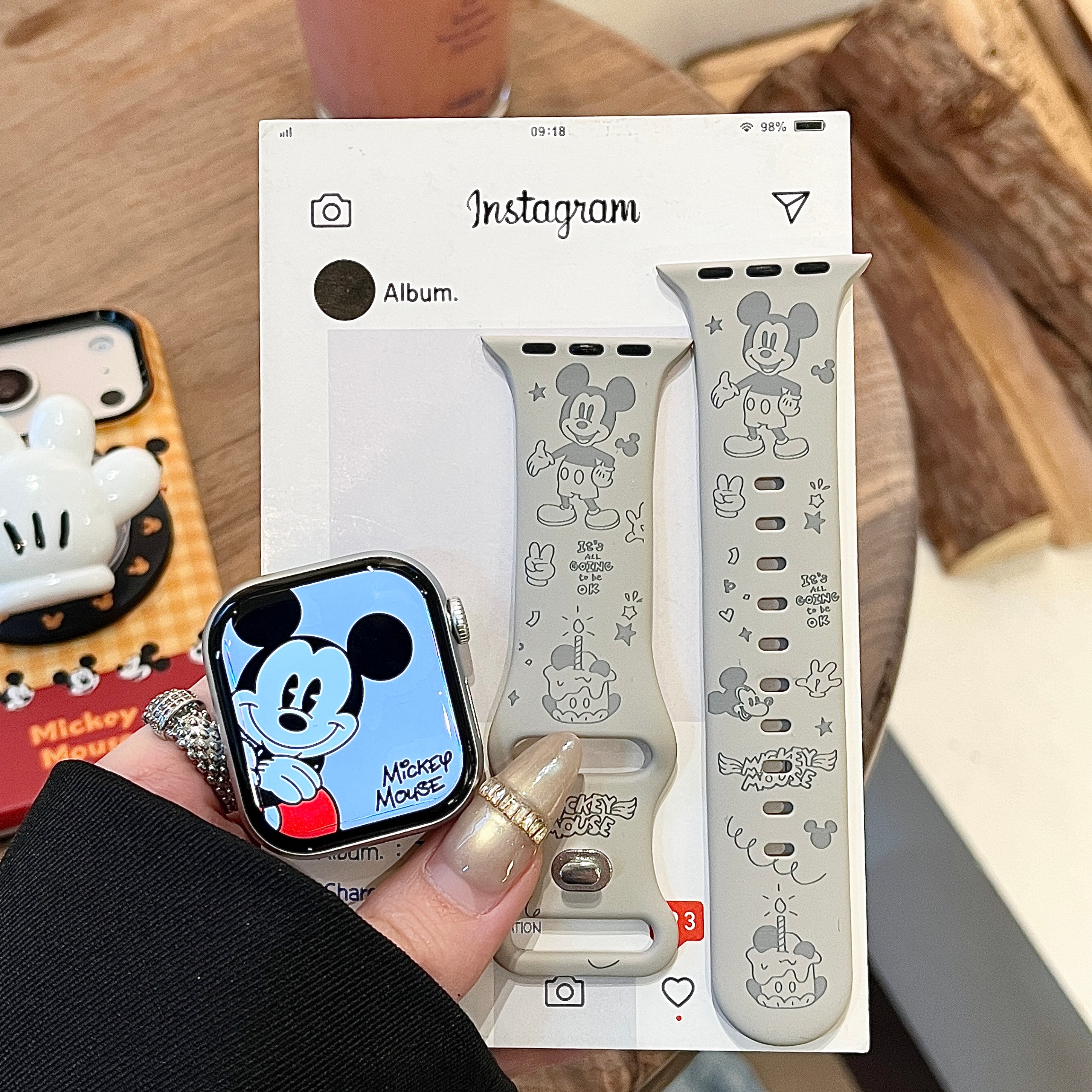 可爱米奇适用iwatch苹果ApplewatchS12/11/10手表表带SE硅胶S9/8