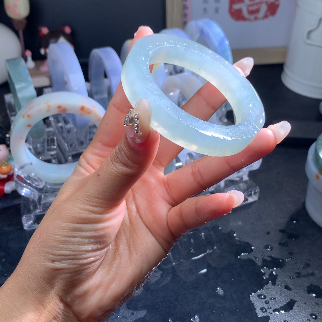 定制翡翠手镯未镶嵌