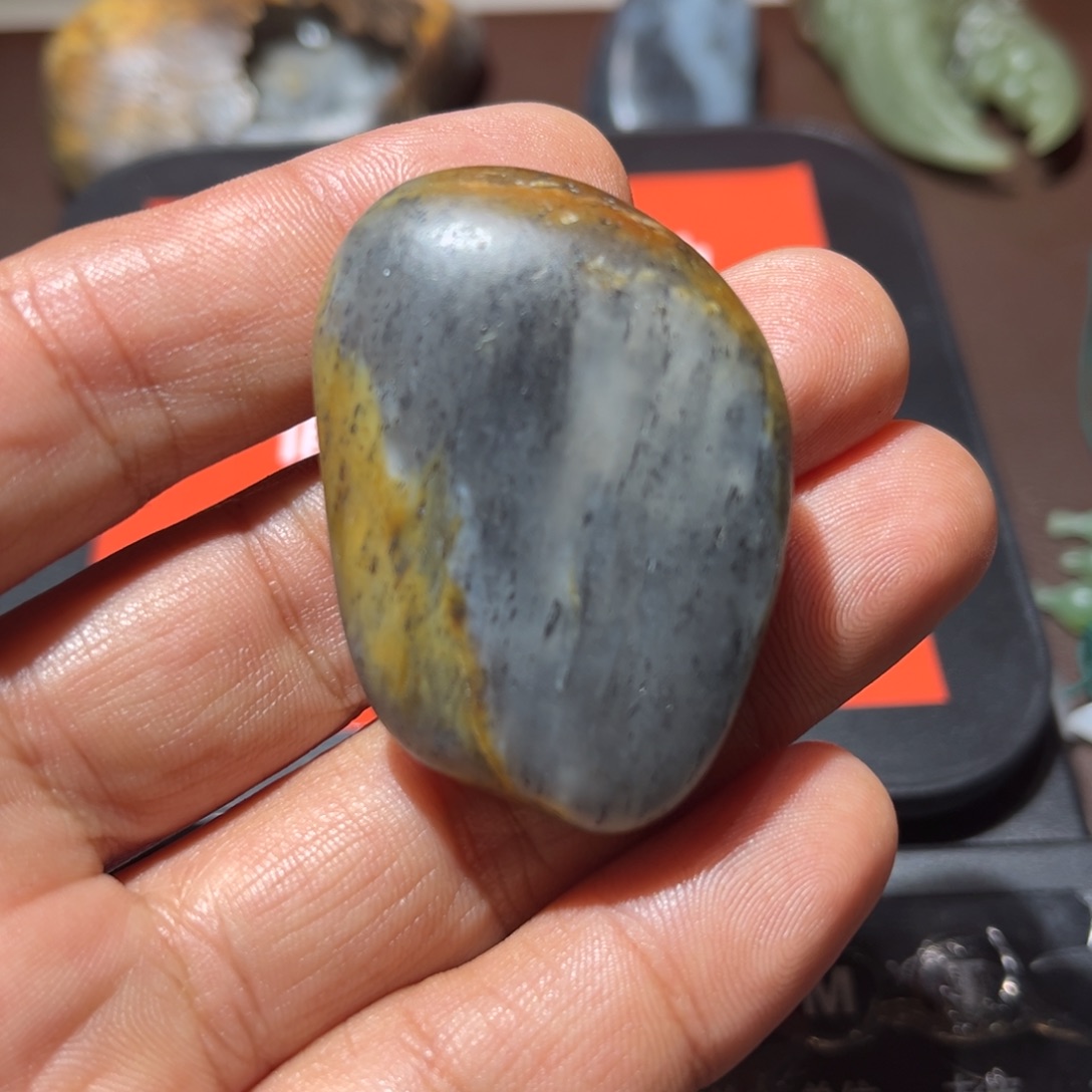 和田玉（糖玉）未镶嵌挂件