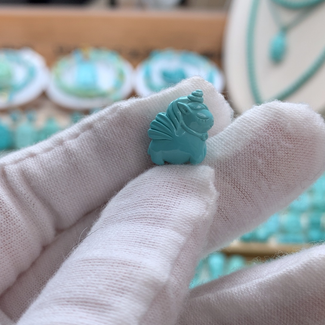 绿松石未镶嵌绿松石独角兽