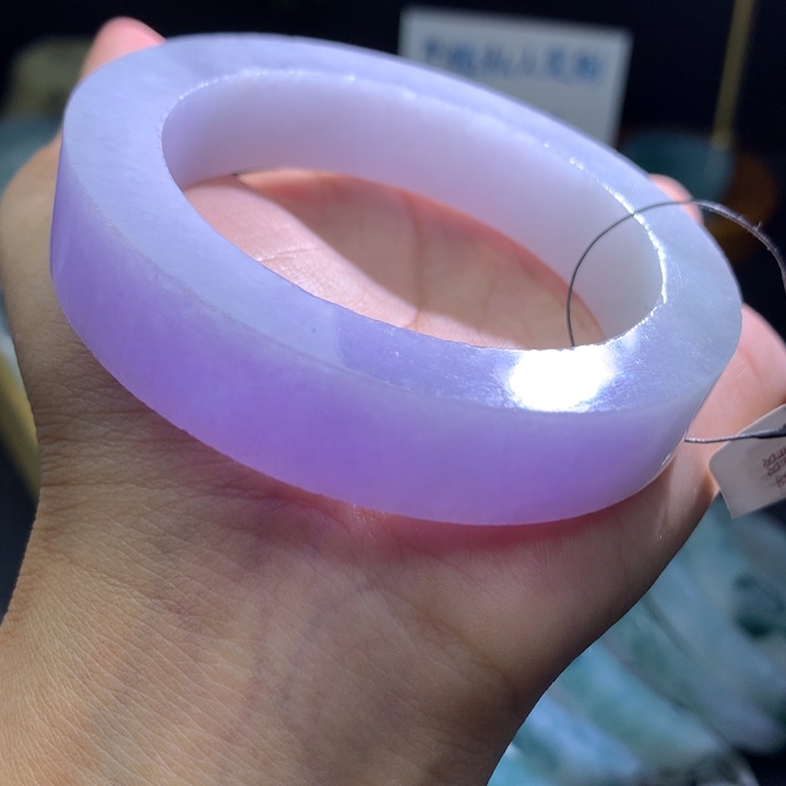 定制翡翠未镶嵌翡翠手镯