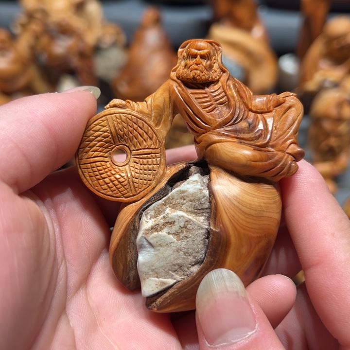 柏木（崖柏）点点关注，谢谢