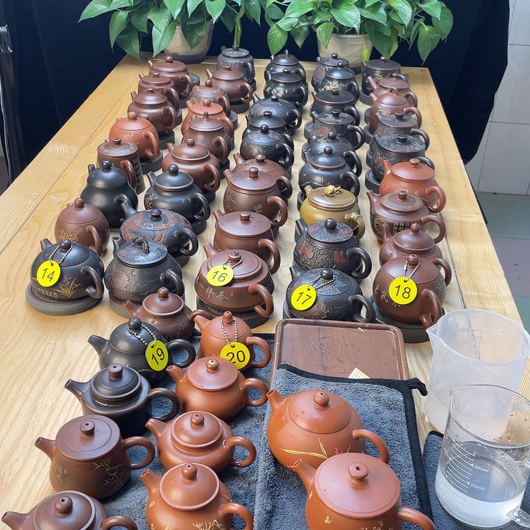 潇***伟泥塑壶壶壶壶壶壶无礼盒