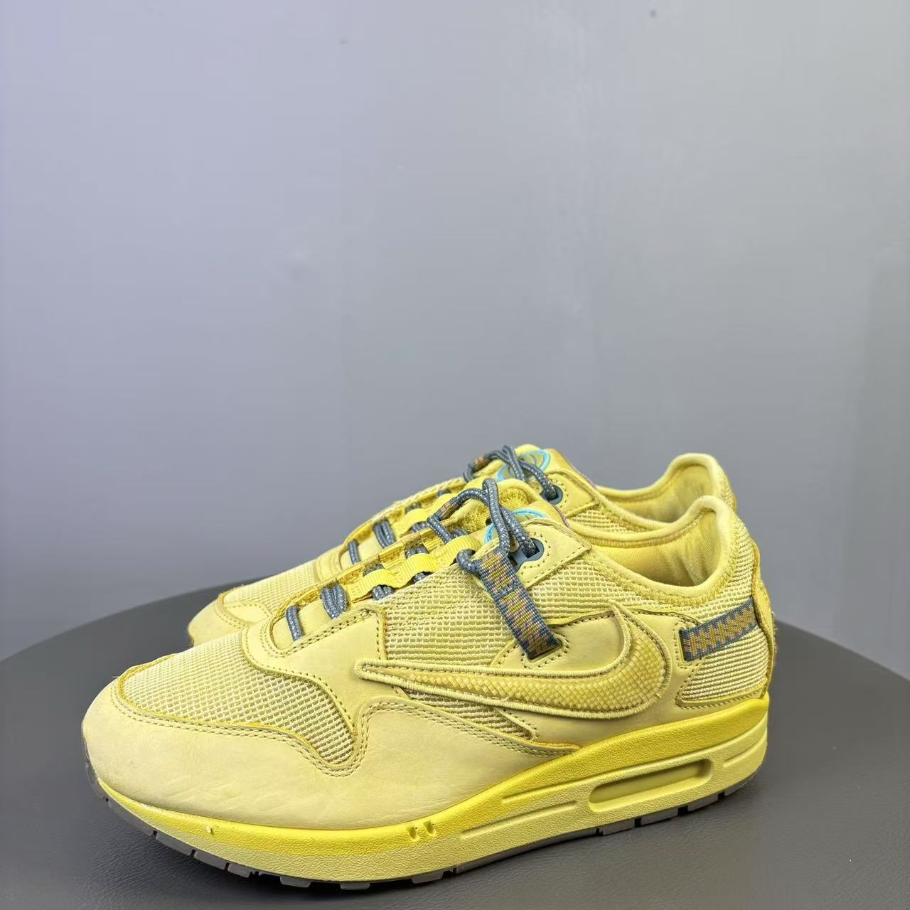 99新 maje 42码 TS联名Air max1倒钩 土星金色跑鞋 原盒