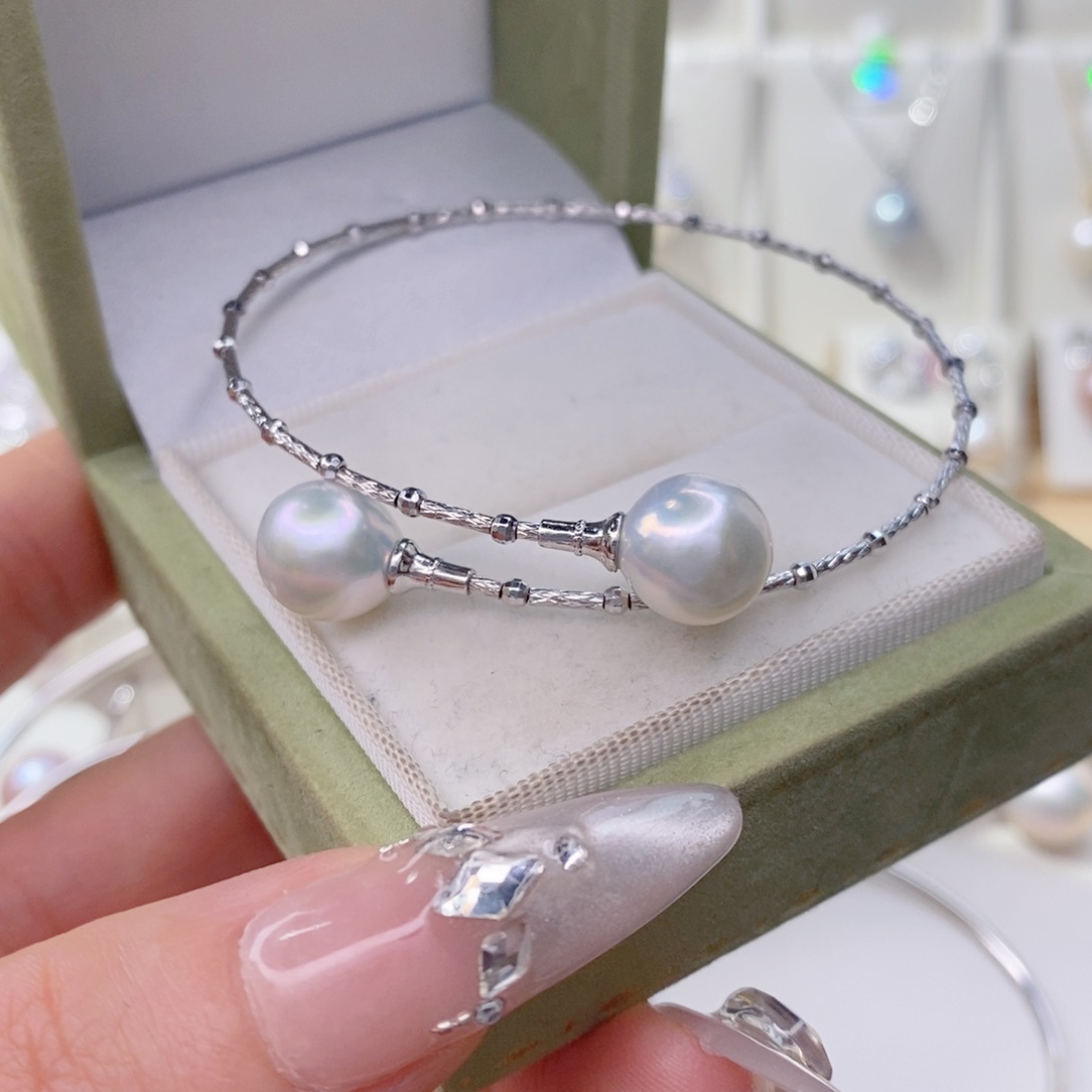 淡水珍珠手镯银S925镶嵌是***啊