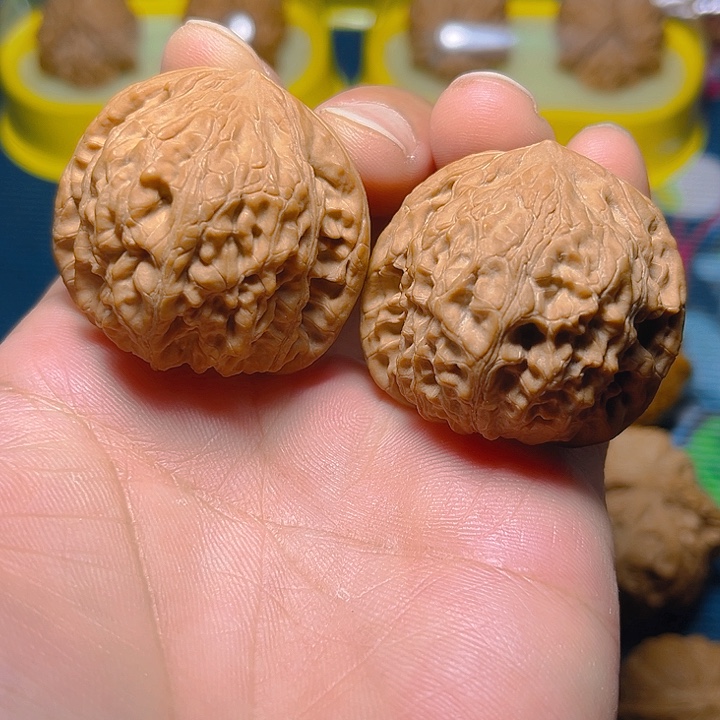 文玩核桃吊坠野生