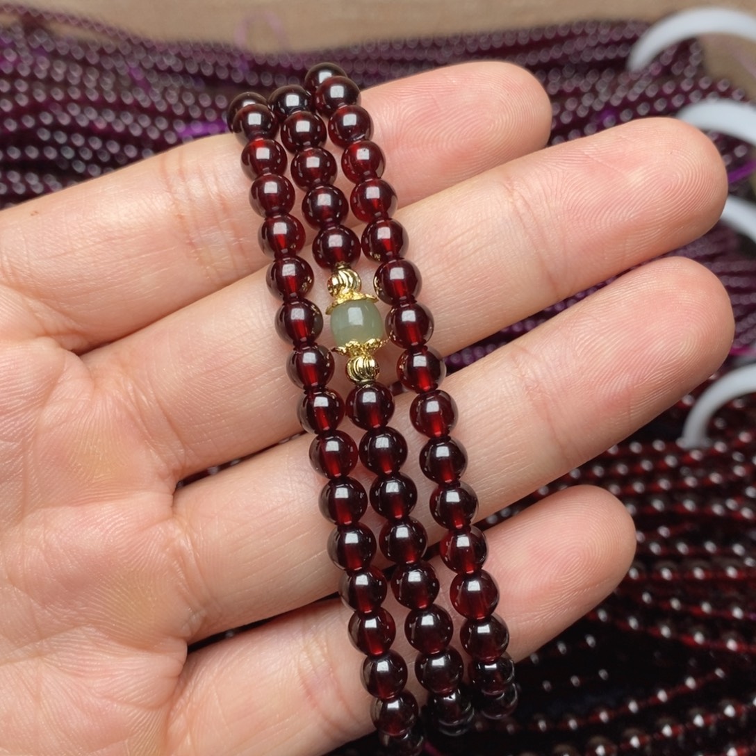 用***0未镶嵌石榴石手链卡5.5酒红