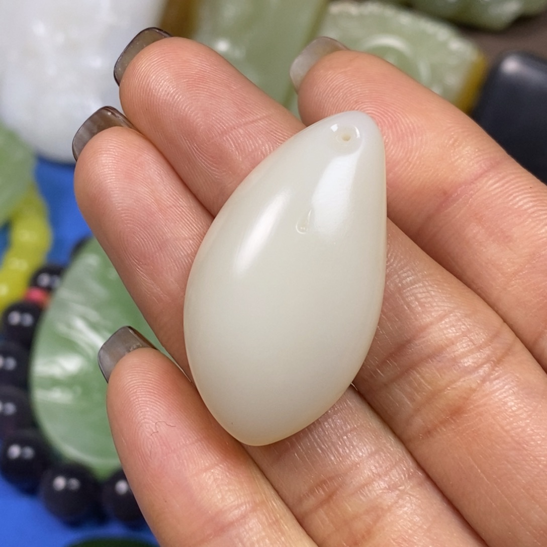 和田玉挂件未镶嵌章**r