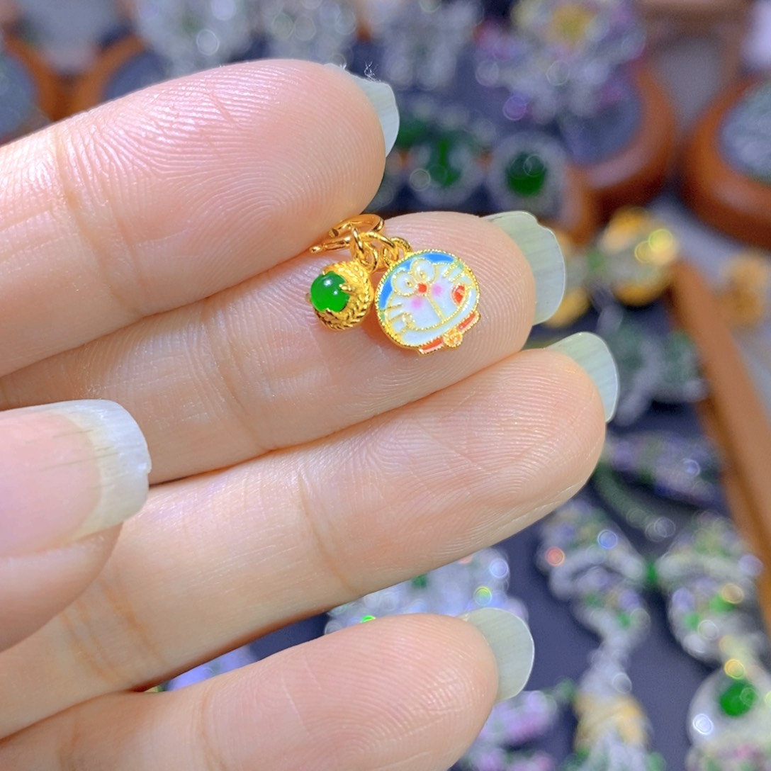 翡翠颈饰银S925镶嵌天然翡翠