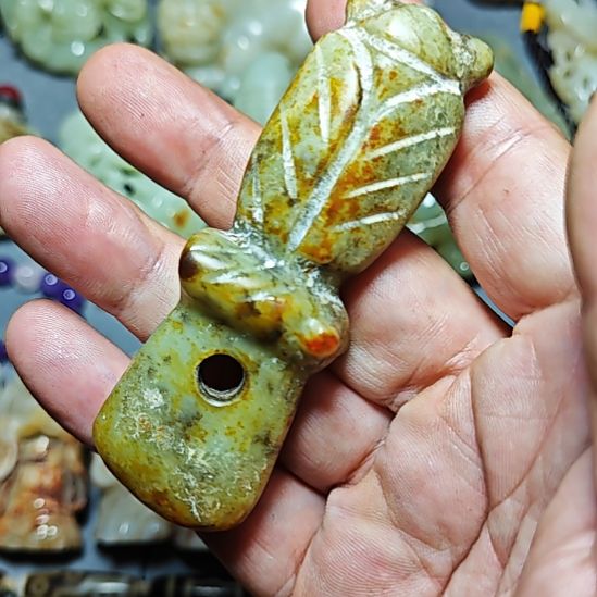 颈饰未镶嵌和田玉