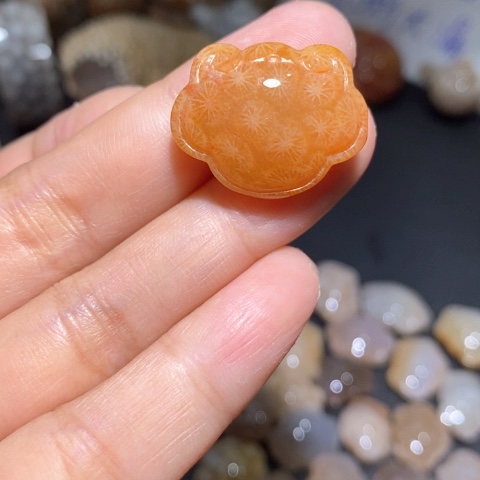 【闪购商品】硅化玉吊坠(不含链)未镶嵌