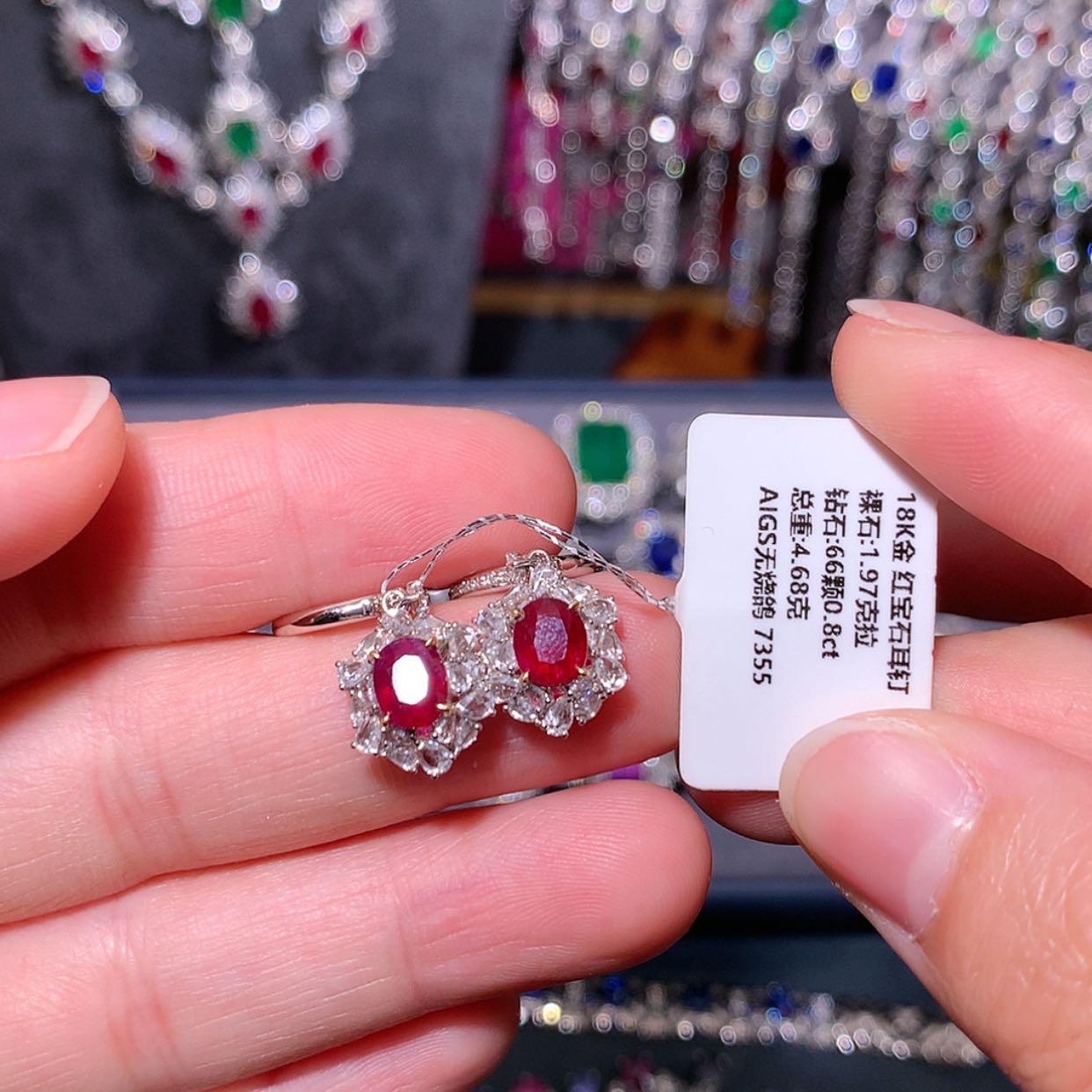 【闪购商品】红宝石耳钉18K金镶嵌