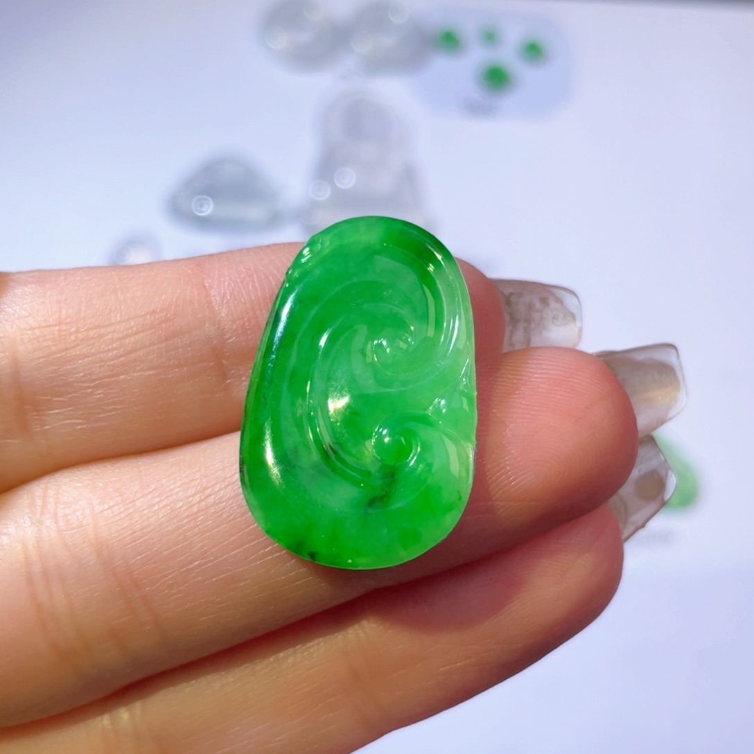 翡翠吊坠(不含链)未镶嵌裸石