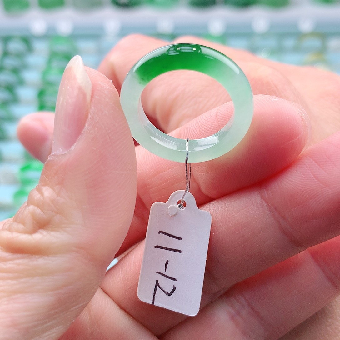 翡翠戒指未镶嵌A货缅甸翡翠