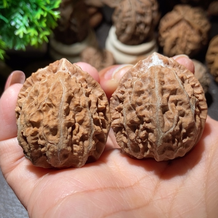 把件文玩核桃东北楸子小雪67