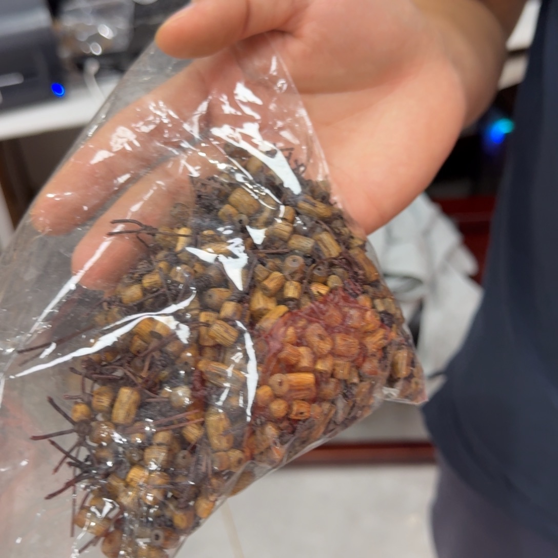 沉香碎屑沉香绿奇散一袋