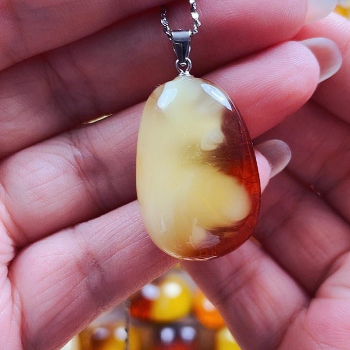 琥珀银S925镶嵌裸石吊坠