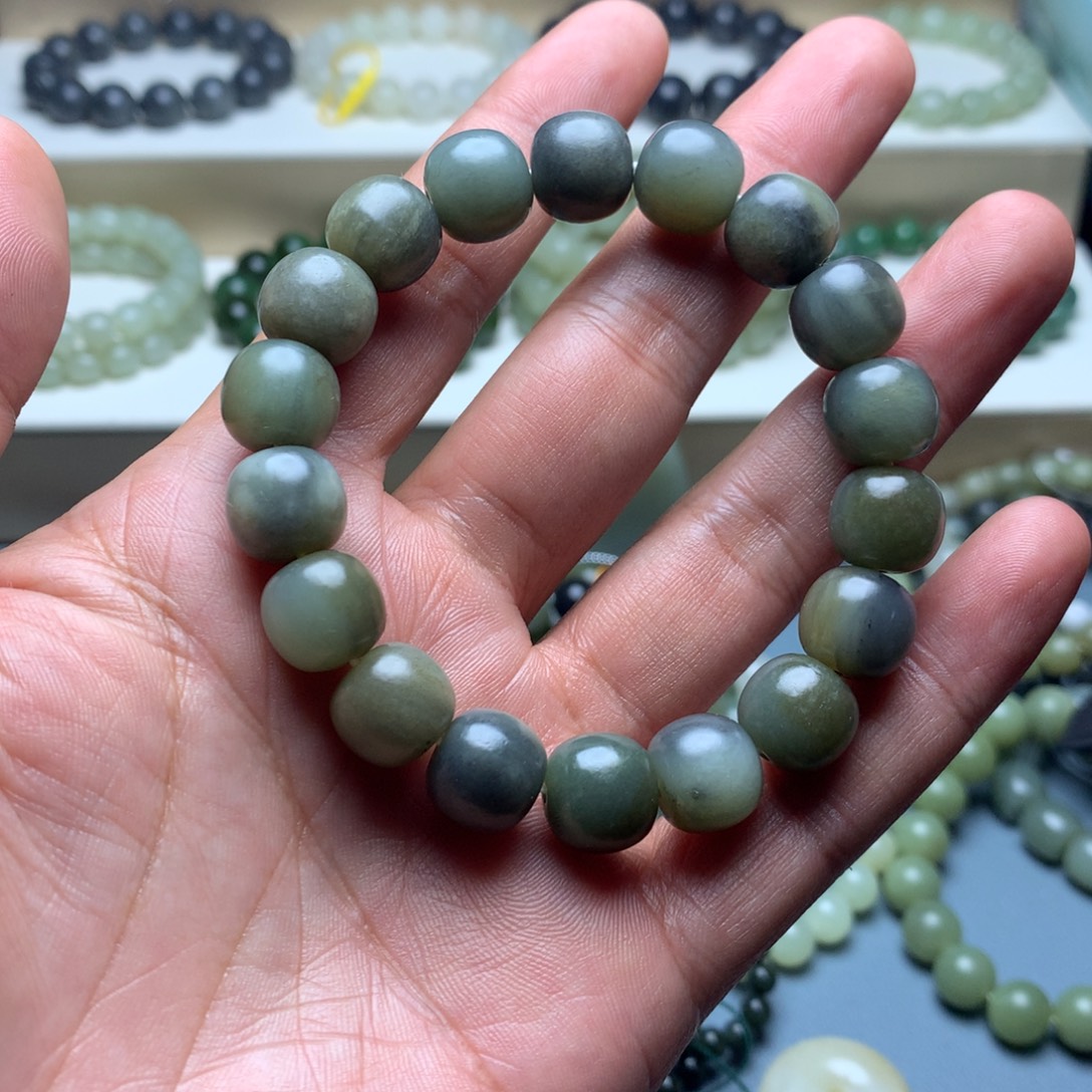 和田玉未镶嵌手链