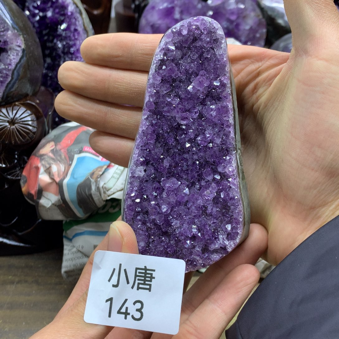 紫晶大型摆件（非配饰）未镶嵌