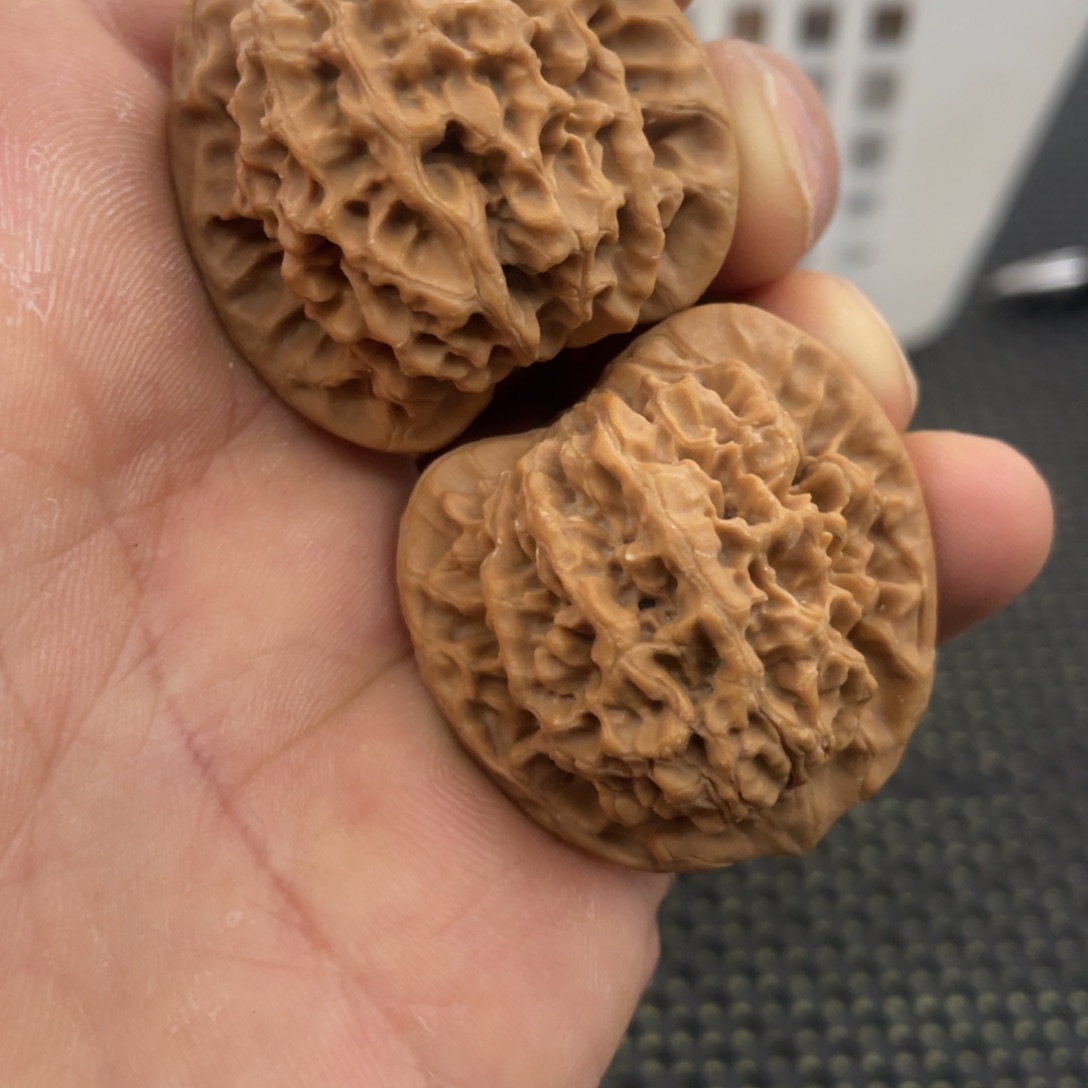 秦岭小王文玩核桃