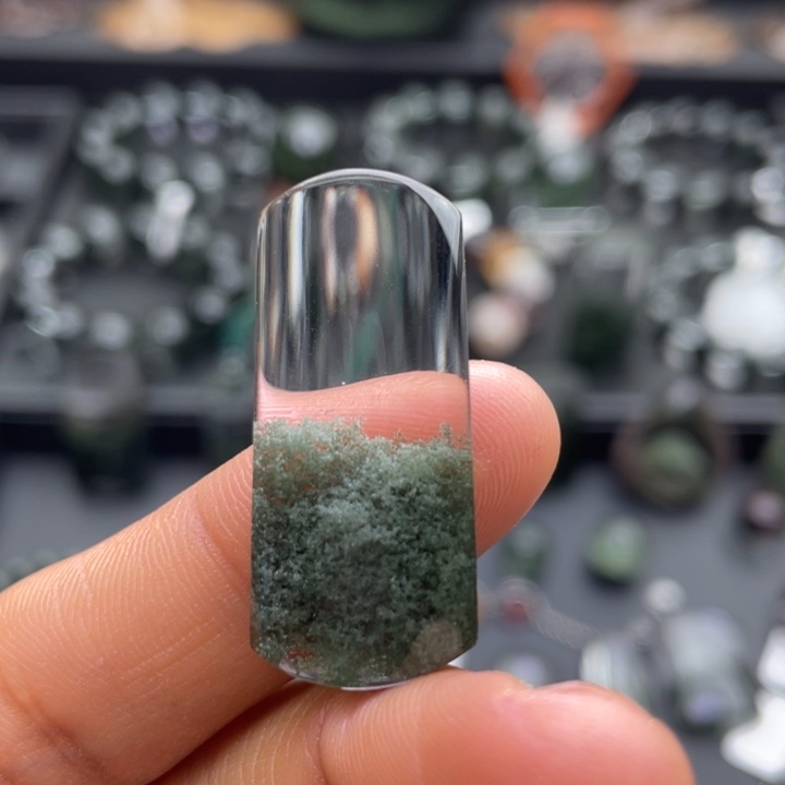 水晶未镶嵌颈饰绿幽灵无事牌定制