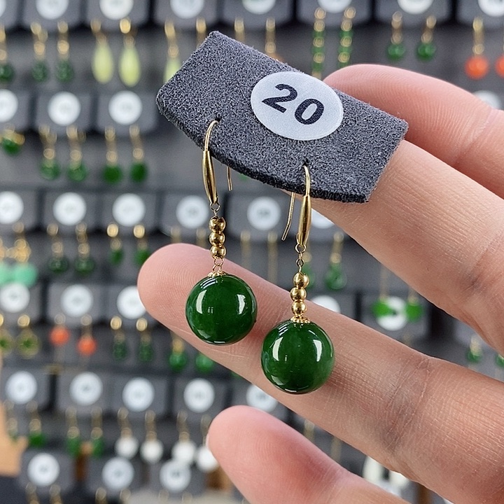 和田玉耳饰18K金镶嵌