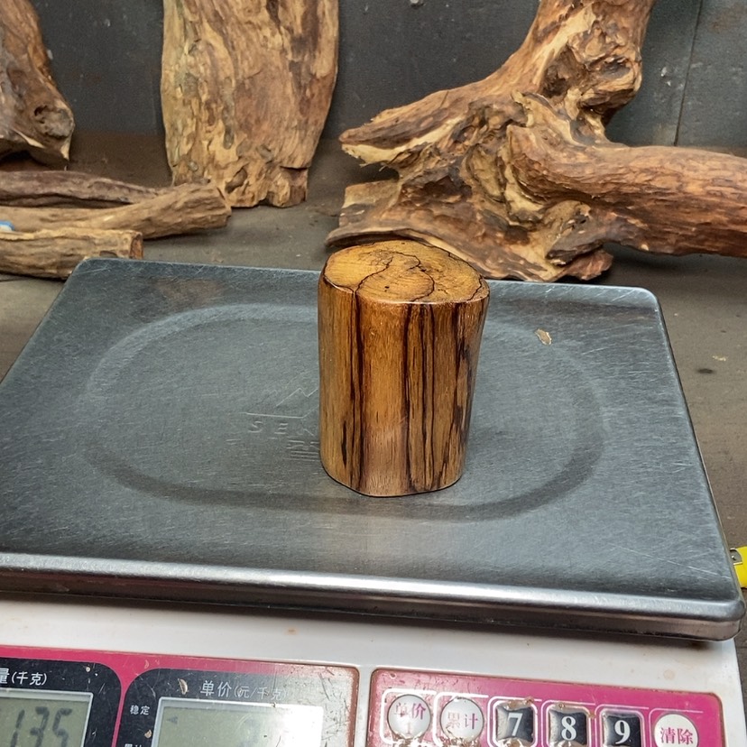 【闪购商品】黄花梨/降香黄檀郑*付