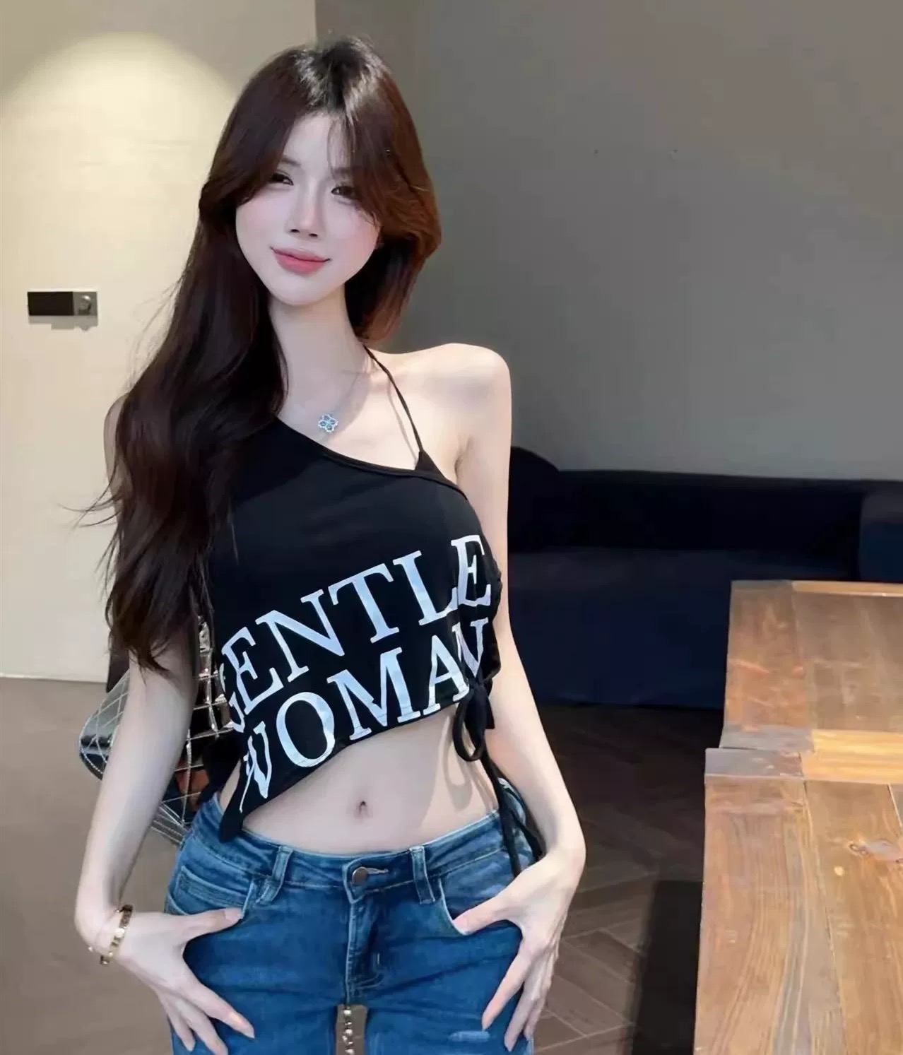 【反骨ZAI】设计感不规则斜肩印花吊带#05103