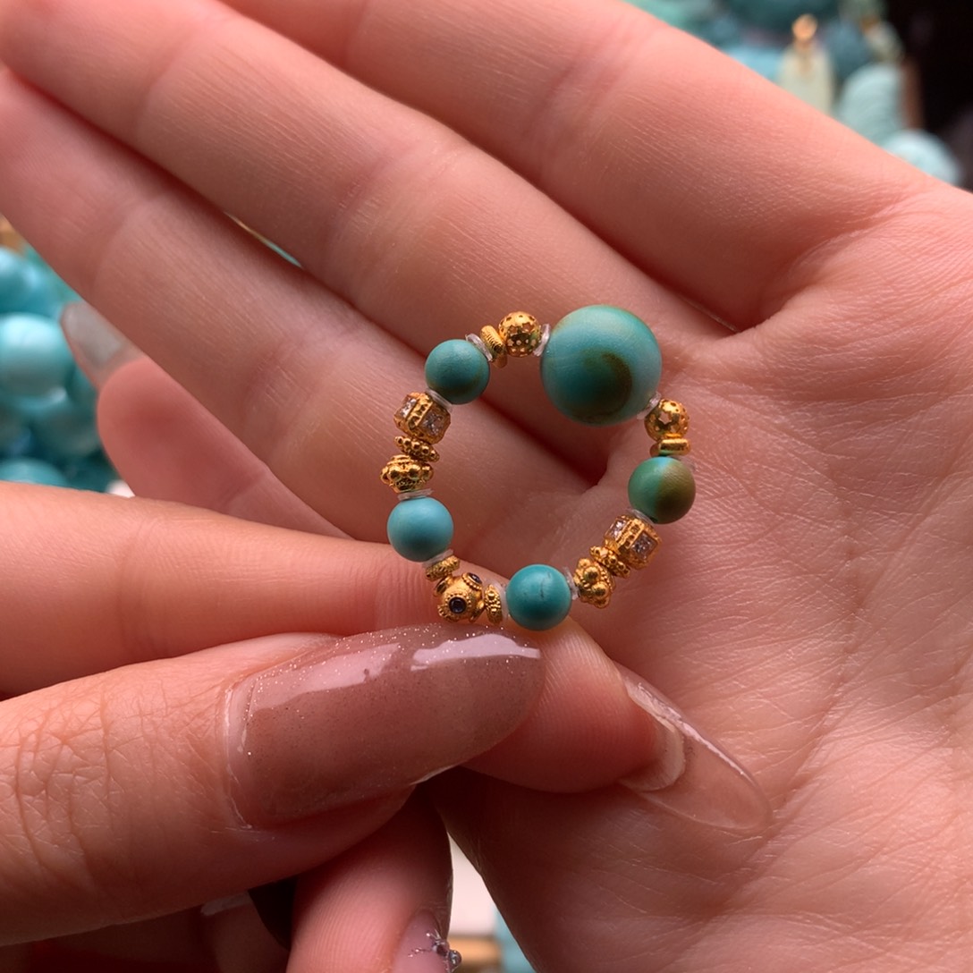 绿松石颈饰未镶嵌h**a